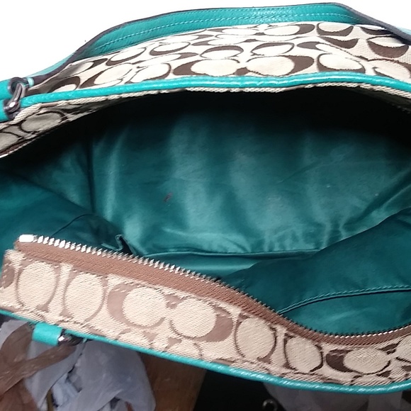 Sold Coach Park signature Carrie tote jacquard print with green leather trim - Picture 9 of 10